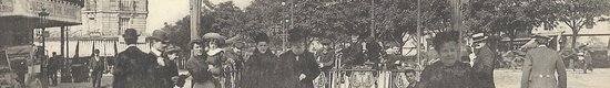 1371821426-carte-postale-ancienne-Station-du-Metro-du-Pere-Lachaise-Paris