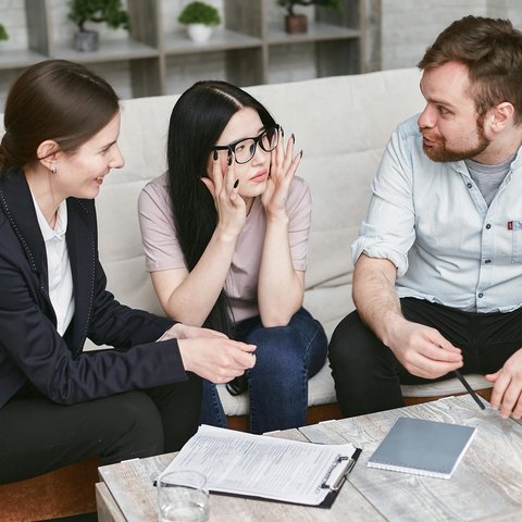 pexels-mikhail-nilov-7735803