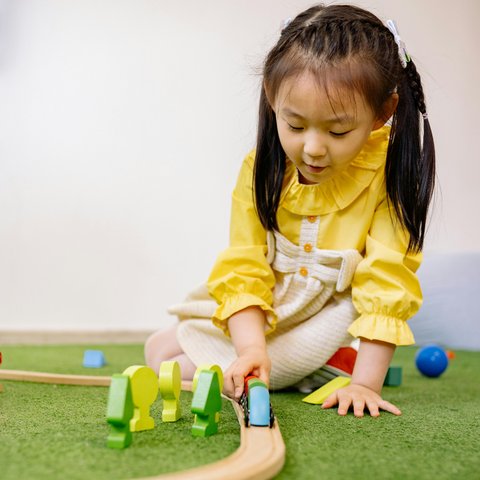 pexels-yankrukov-8612904